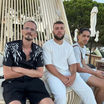 Streamer Prancis Jean Pormanove (kiri) bersama rekan-reakannya. (Instagram)